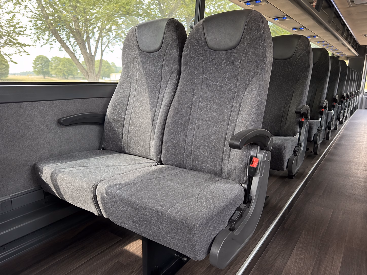 temecula wine country is 30 minutes from perris let a bus handle the drive